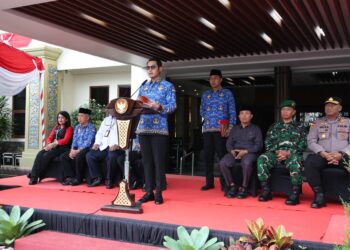 Upacara Empat Pilar di Tuban Soroti Fondasi Kinerja ASN, Tenaga Kesehatan, dan Guru: Antara Peringatan dan Tantangan Nyata