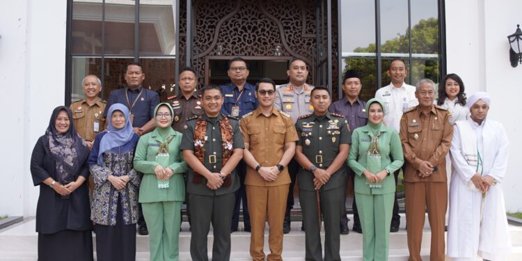 Pisah Sambut Dandim 0811/Tuban Berlangsung Hangat: Bupati Tekankan Pentingnya Sinergi TNI–Pemkab dalam Stabilitas Daerah