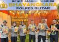 Prabowo Tinjau Benih Jagung Bhayangkara