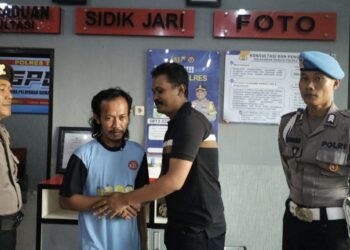 Badut Dipukul Polisi, Damai di Luar, Propam Tetap Bergerak