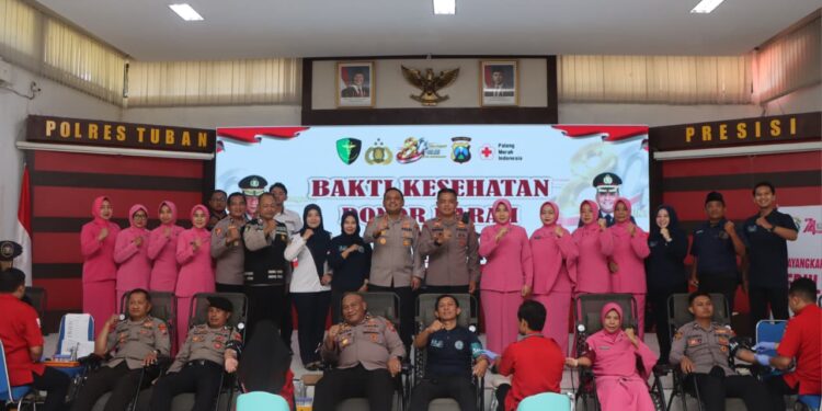 Polres Tuban Gelar Bakti Kesehatan dan Donor Darah Sambut Hari Bhayangkara ke – 80