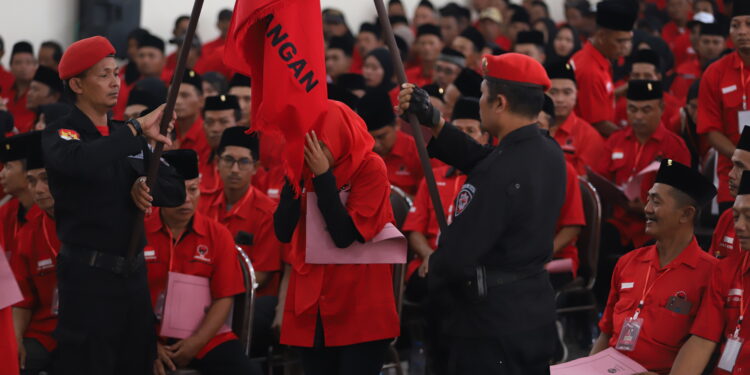 PDIP Lantik 206 Pengurus PAC Kabupaten Tuban
