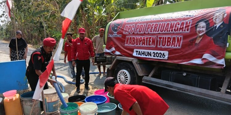 Krisis Air Bersih Mulai Menghantam Tuban, PDIP Turun Tangan Salurkan Bantuan ke Kaligede dan Siap Respons Laporan dari Desa Jati
