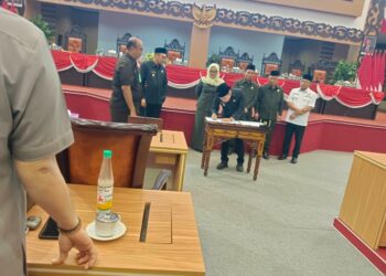 Bupati Mojokerto Teken Kesepakatan KUPA-PPAS 2026, Defisit Rp262 Miliar Ditutup dari SiLPA