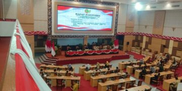 Nota Penjelasan Raperda Perubahan APBD Mojokerto 2026 Pendapatan Mojokerto Turun Rp124,3 Miliar