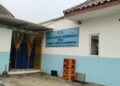 SISWI SD DI MOJOKERTO DIDUGA TERTANCAP DURI IKAN MENU MBG, KEPALA SPPG DISEBUT USIR WARTAWAN